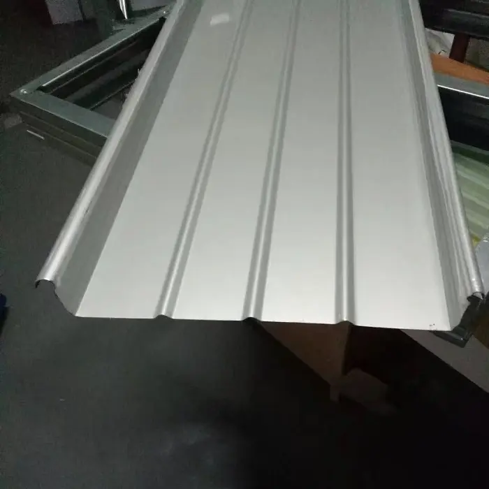 Panneaux de toiture à joints debout